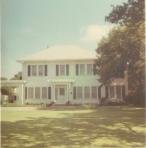 Meadowbrook-House0003