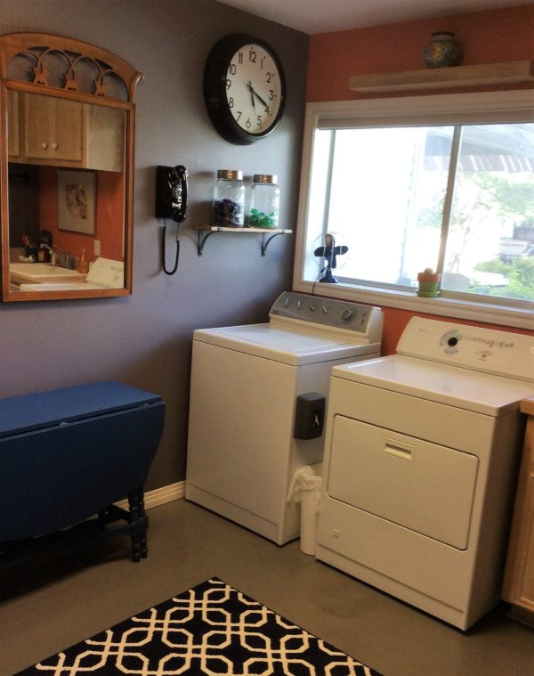 julie laundry room with rug