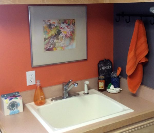 julie laundry room with sink
